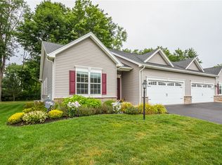 1034 Railway Xing, Webster, NY 14580