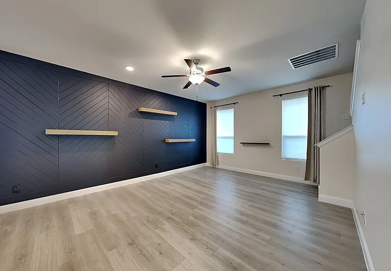 8441 Royal Star Rd — Photo 3