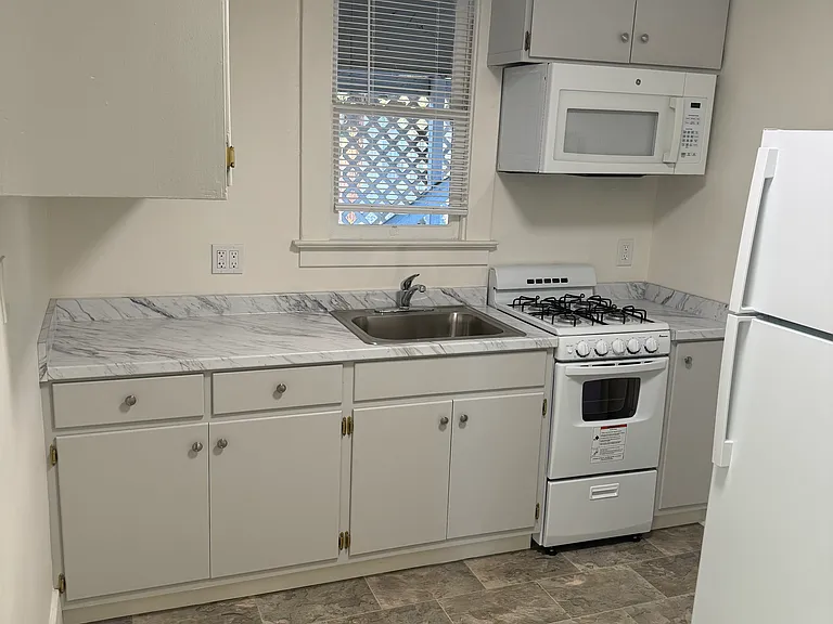 3260 Galindo St #4 — Photo 10