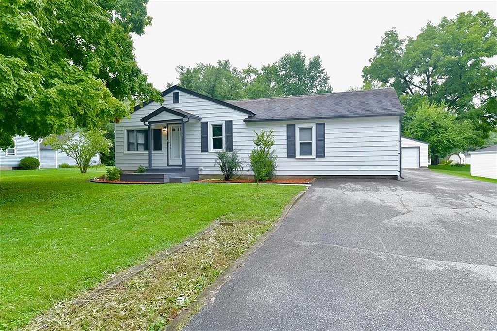5191 White River St photo 1
