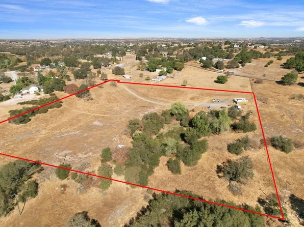7600 Paso Dr, Valley Springs, CA 95252