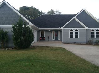 10 Riverside Ct, Cartersville, GA 30120