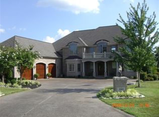 185 Forest Ridge Cv, Paducah, KY 42003