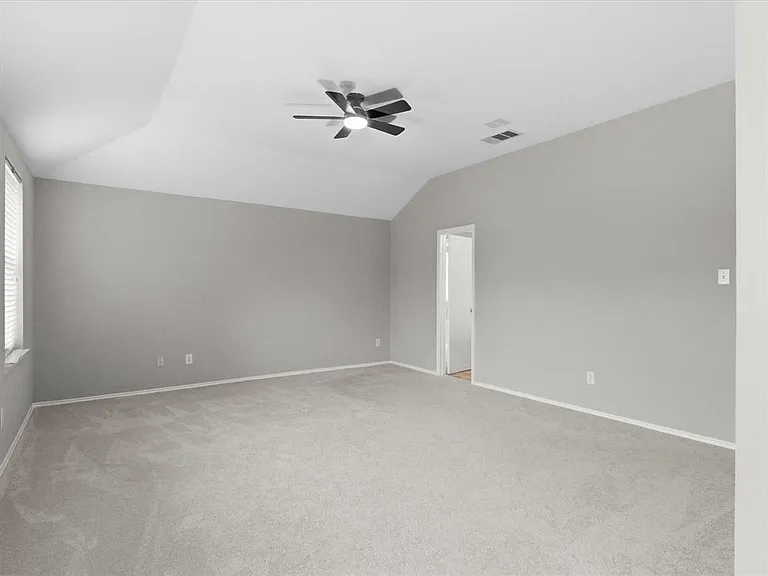 1316 Hunter Ln — Photo 18