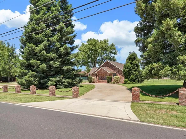 5117-5117 E Woodbridge Rd, Acampo, CA 95220