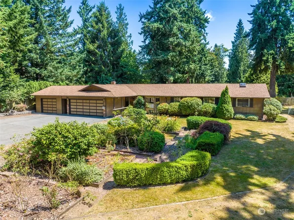 15529 Meadow Road, Lynnwood, WA 98087