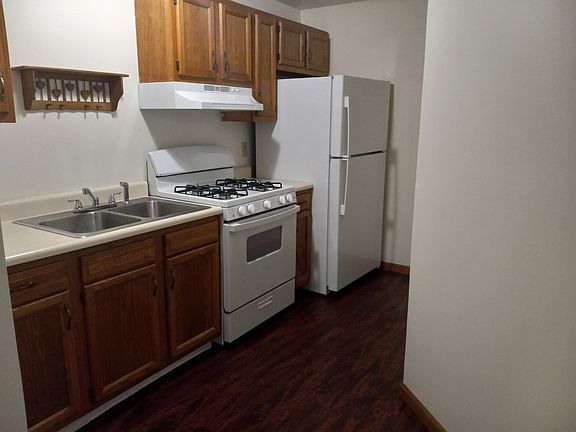 5th image of 10600 Olean Rd