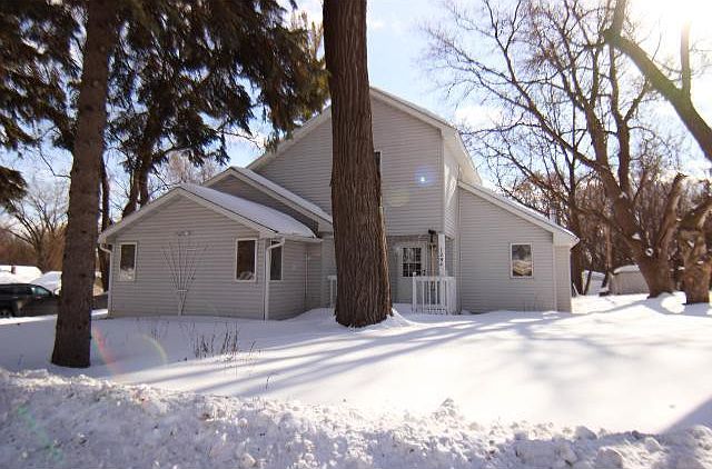 1st image of 1284 Kohlman Ave E