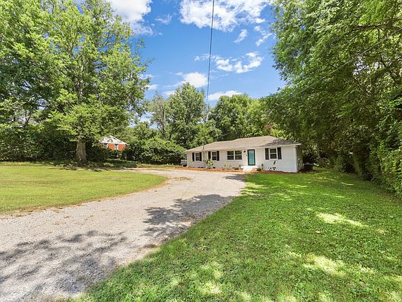 3rd image of 1120 Darbytown Dr