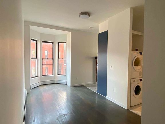 5th image of 419 8th St #2A