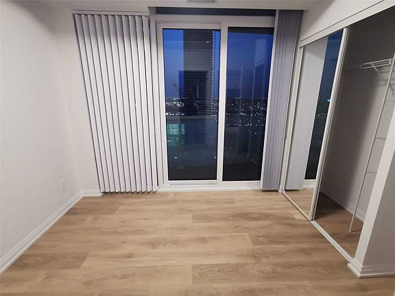 5th image of 7895 Jane St #2513