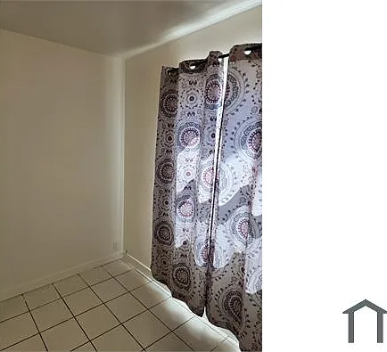 18 E 56th St — Photo 11