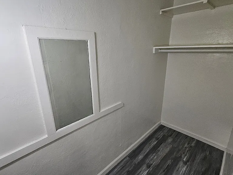 239 W 25th St #4 — Photo 3