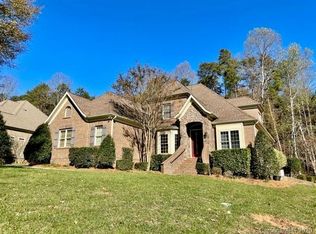 561 Oak Tree Rd, Mooresville, NC 28117