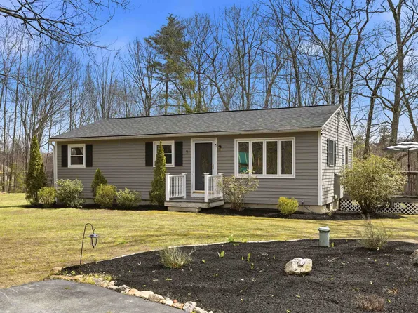 9 Tuttle Road, Bedford, NH 03110
