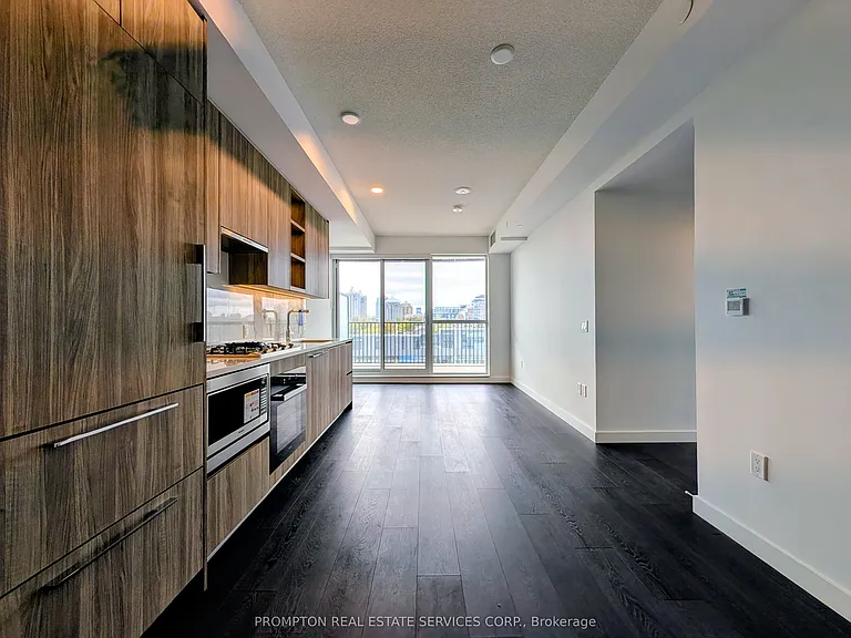 75 Billes Hts #902 — Photo 3