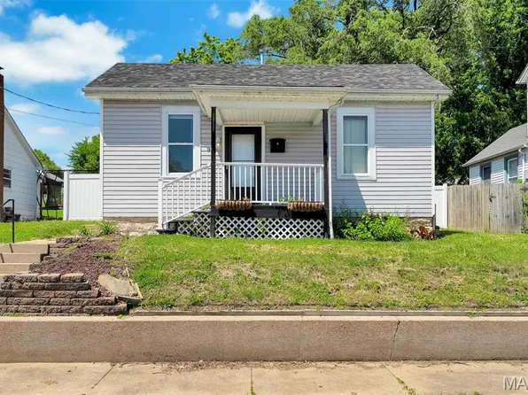315 Williams St, Washington, MO 63090