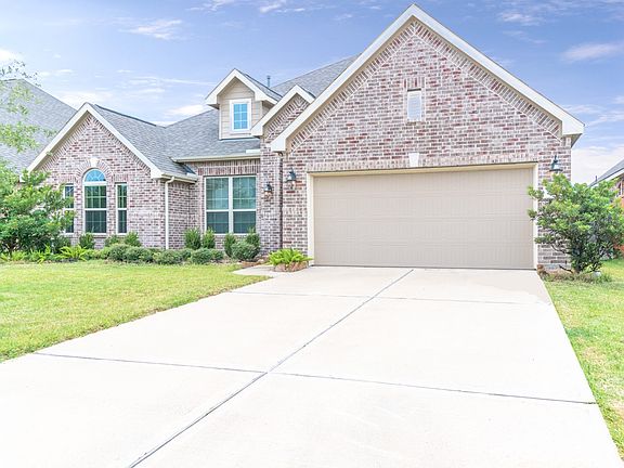 2nd image of 20226 Bandera Lake Ln