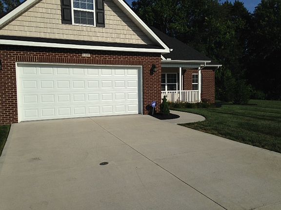2nd image of 1510 Autumn Path Ln