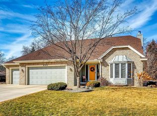 8150 Red Oak Ct, Mounds View, MN 55112