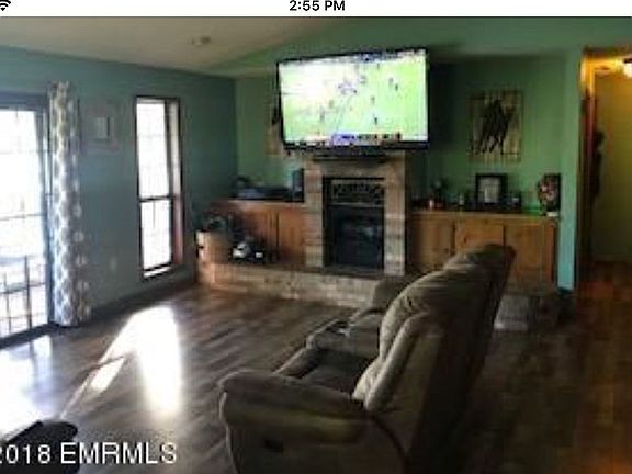3rd image of 8984 Lake Flora Dr