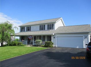5 Sunset Dr, Livonia, NY 14487