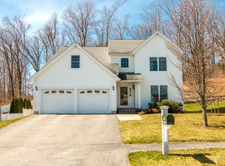 35 Sunrise Ave, Worcester, MA 01606