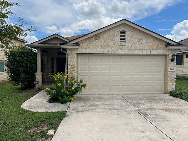 1st image of 206 Wisteria Way