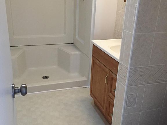 5th image of 15120 S James St #2