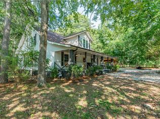 8354 Chicago Ave, Douglasville, GA 30134