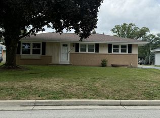 N95W16120 Cheyenne Dr, Menomonee Falls, WI 53051