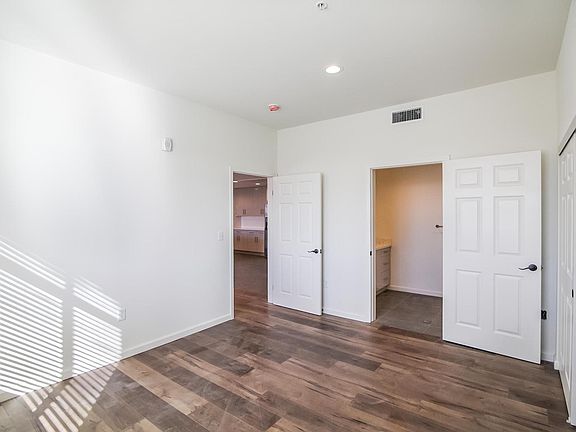 3rd image of 3482 San Marino St #416