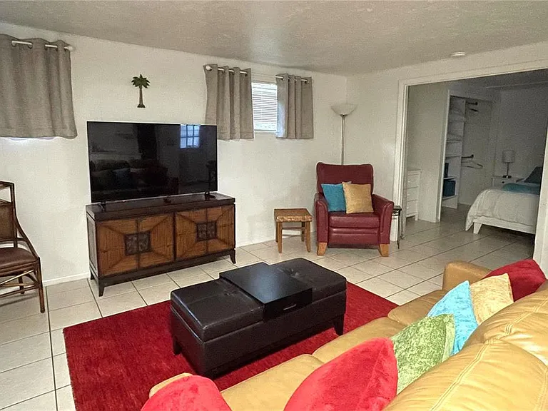 828 S Tuttle Ave #B — Photo 6