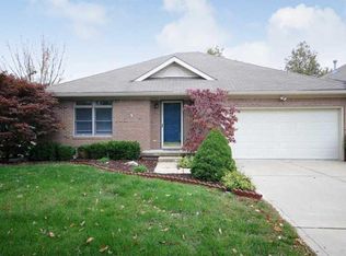 5726 Kensington Blvd, Plainfield, IN 46168