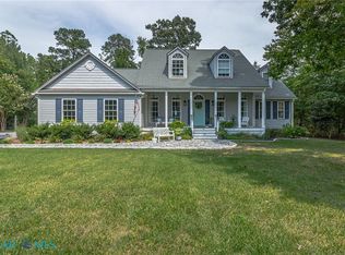 766 Twin Harbor Rd, Reedville, VA 22539