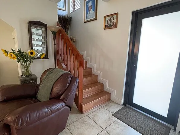 2334 W 62nd St #8, Hialeah, FL 33016