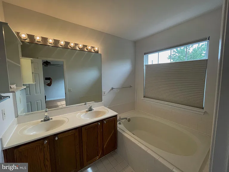 13511 Bannacker Pl — Photo 36
