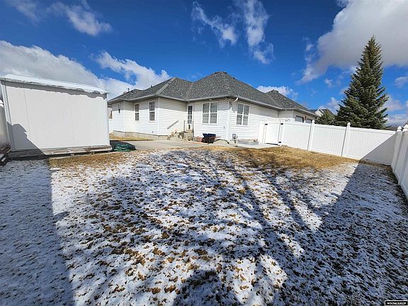 3rd image of 2504 Cripple Creek Dr