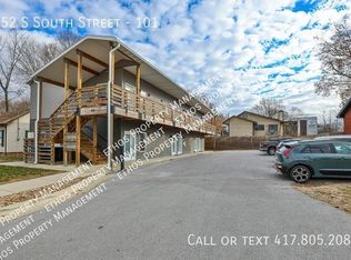 852 S South Pl #101, Springfield, MO 65807