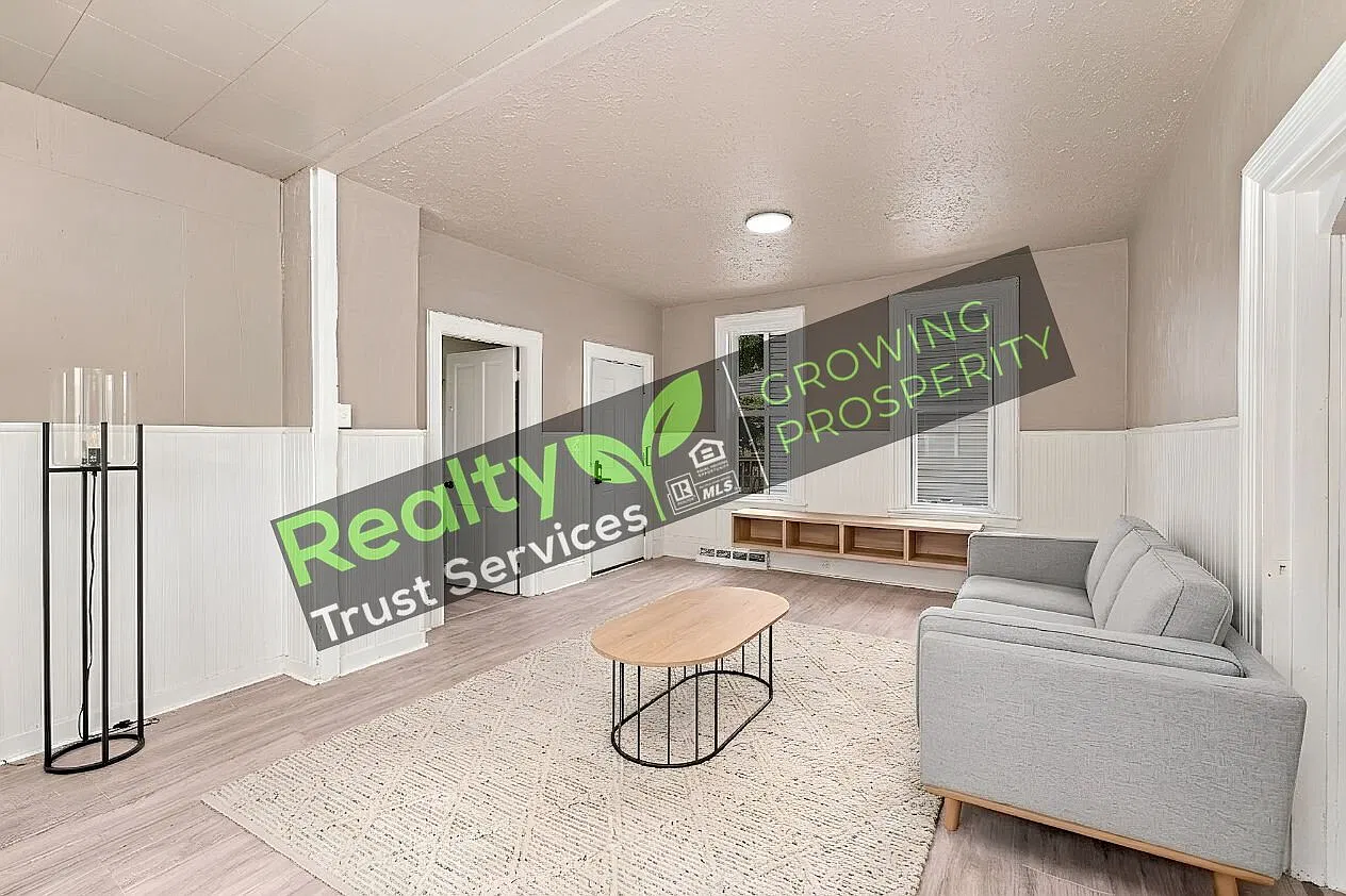 4212 Apple Ave. #1, Cleveland, OH 44113 — Photo 2