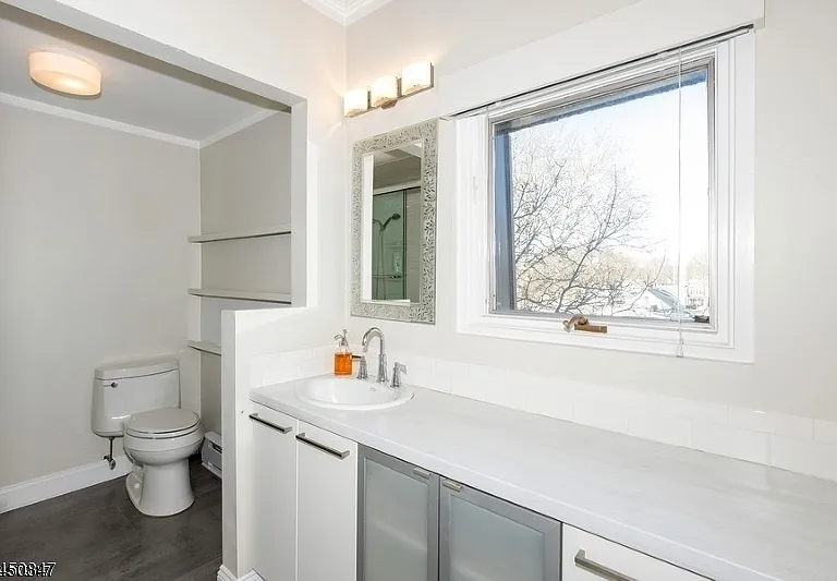 22 Riverside Dr #D10 — Photo 7