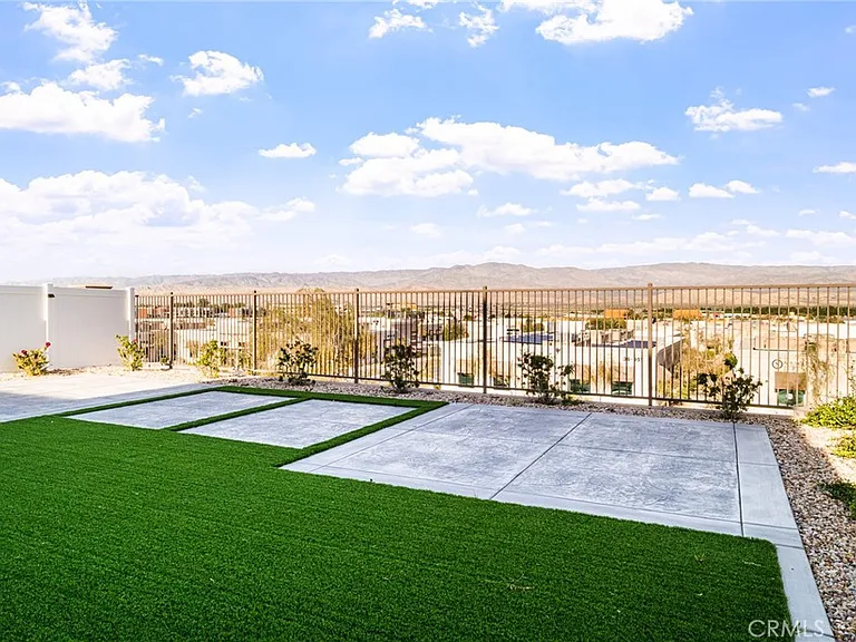 41414 Harvey Mudd Dr — Photo 16