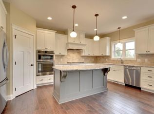 3824 Pascolo Bnd, Chaska, MN 55318