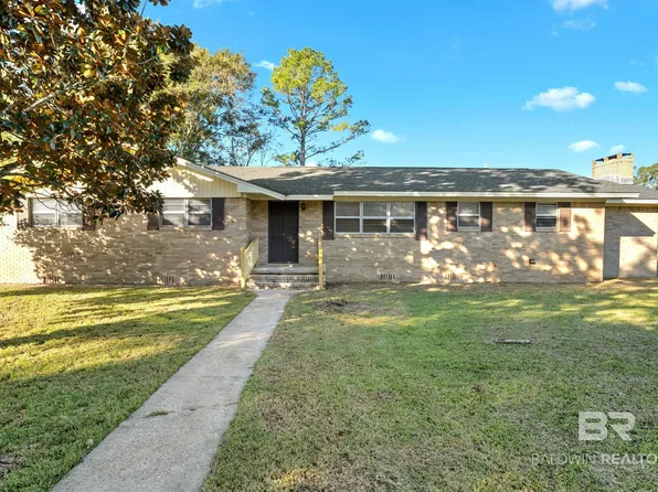605 N Day Ave, Bay Minette, AL 36507