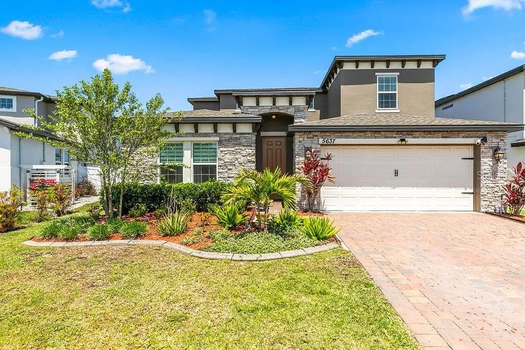 4 bed, 3.5 bath, 3151 sqft, $3,400 — Photo 3