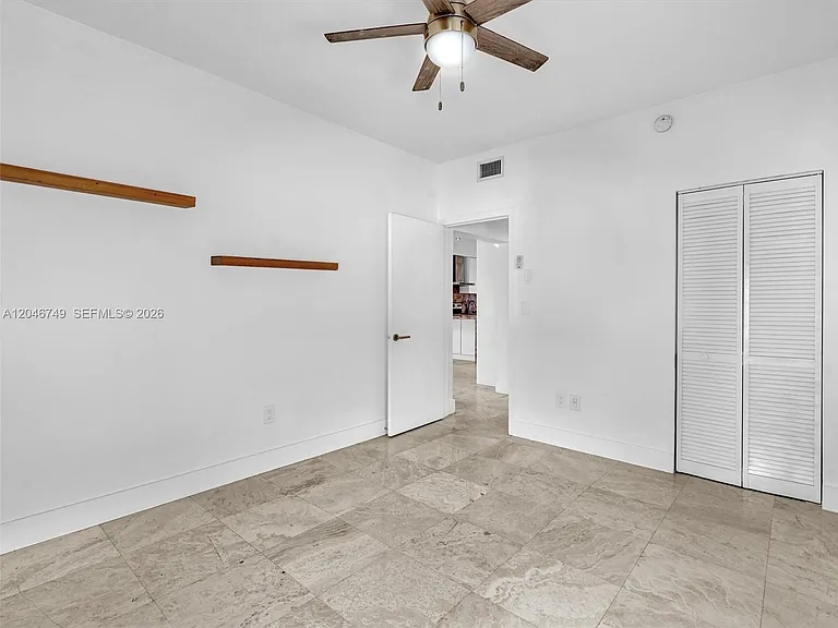 1045 Lenox Ave #12 — Photo 18