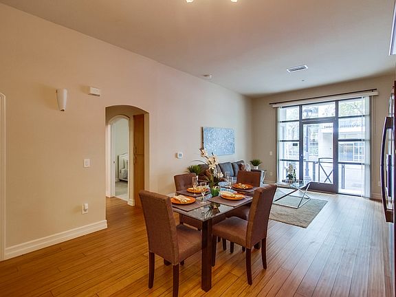 5th image of 525 11th Ave Unit 1110