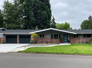 3819 E 8th St, Vancouver, WA 98661