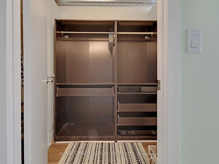 955 Queen St W #Penthouse 08 — Photo 16