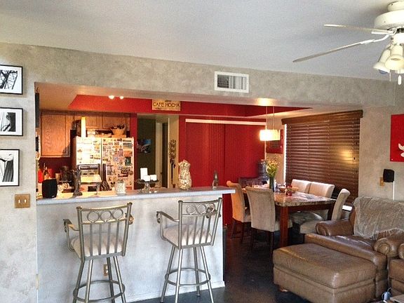 3rd image of 156 W Monona Dr